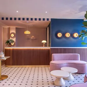 Mercure Pigalle Sacre Coeur מלון