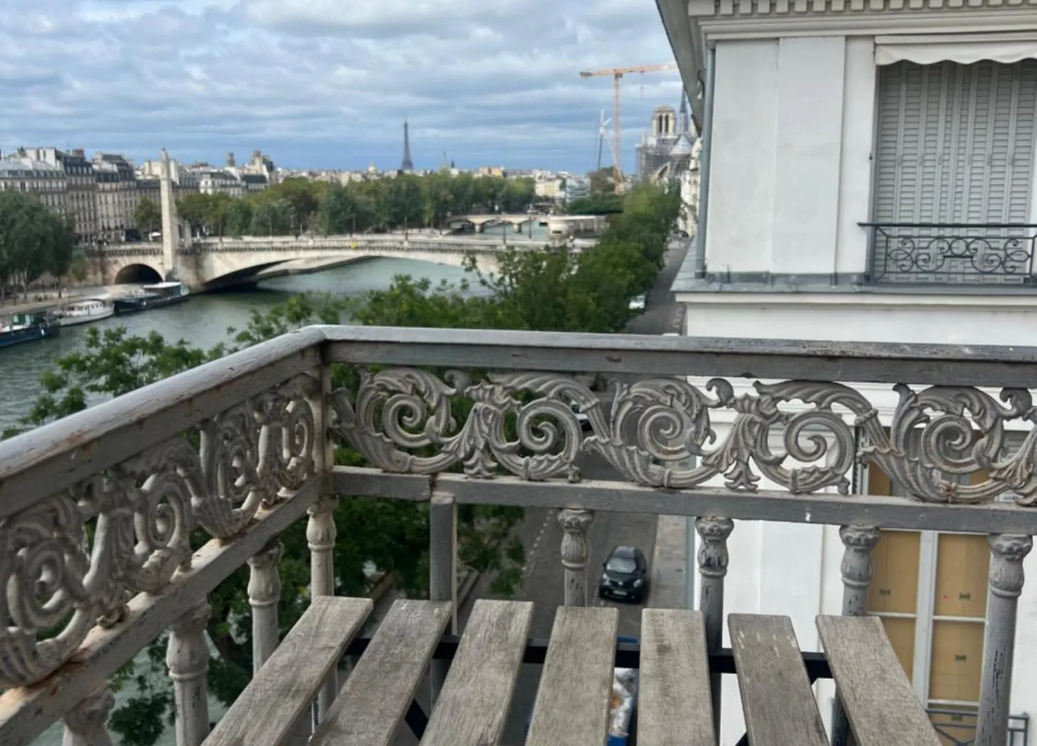 Elegant Artistic Flat On The Seine River Párizs